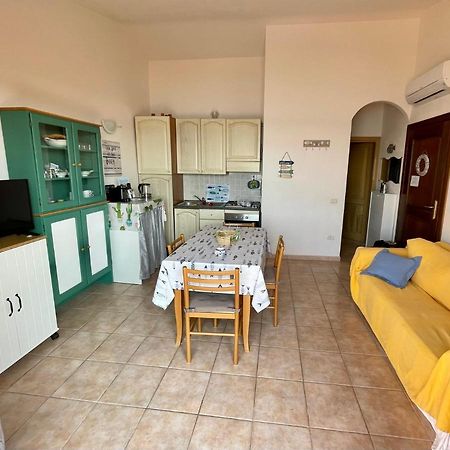 Appartamento Fronte Mare Residence Weber La Maddalena  Kültér fotó